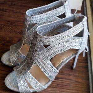 Gianni bini silver heels